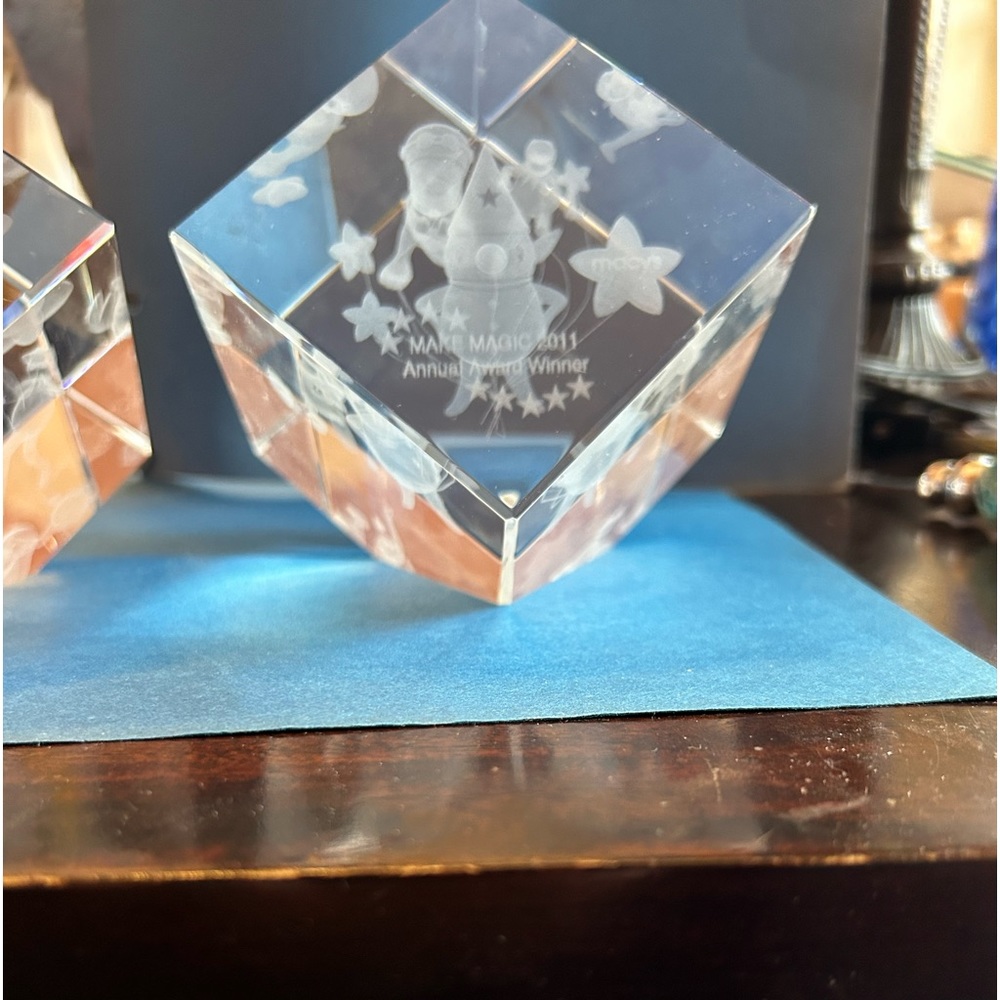 DISNEY MAKE MAGIC 2011 PAPERWEIGHT
